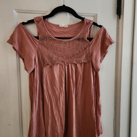 Pink Off the shoulder tank top - Picture 1 of 2